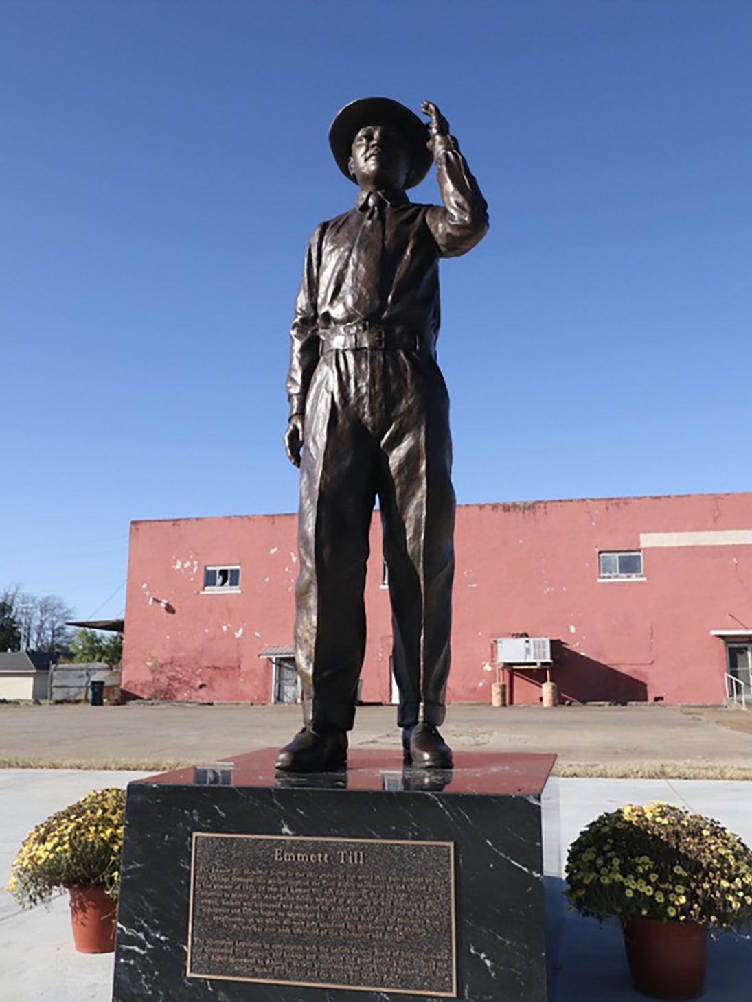 Emmett Till statue in Mississippi